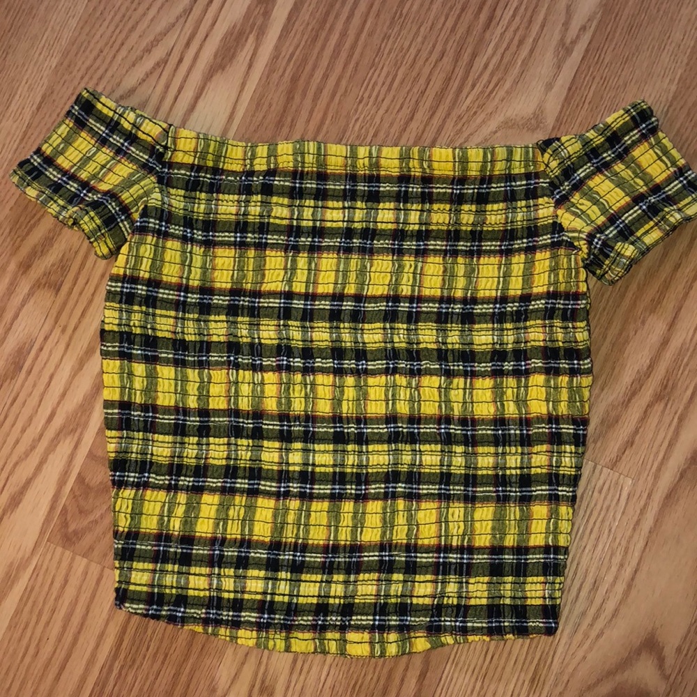 Off the shoulder top / M